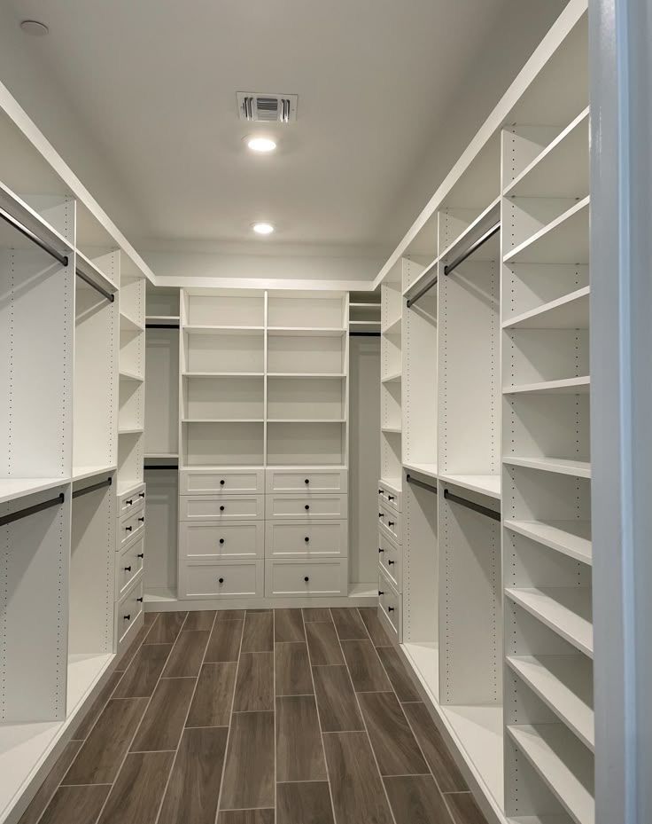 Custom closet installation